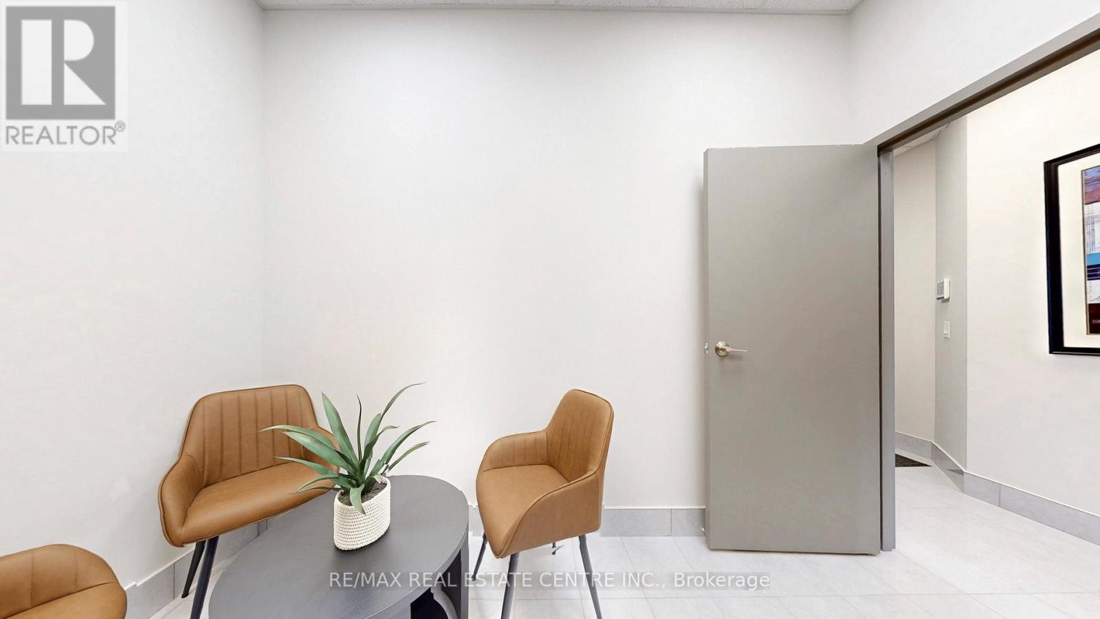 4 - 150 Oak Park Boulevard, Oakville (Ro River Oaks), Ontario  L6H 0E7 - Photo 26 - W12911582