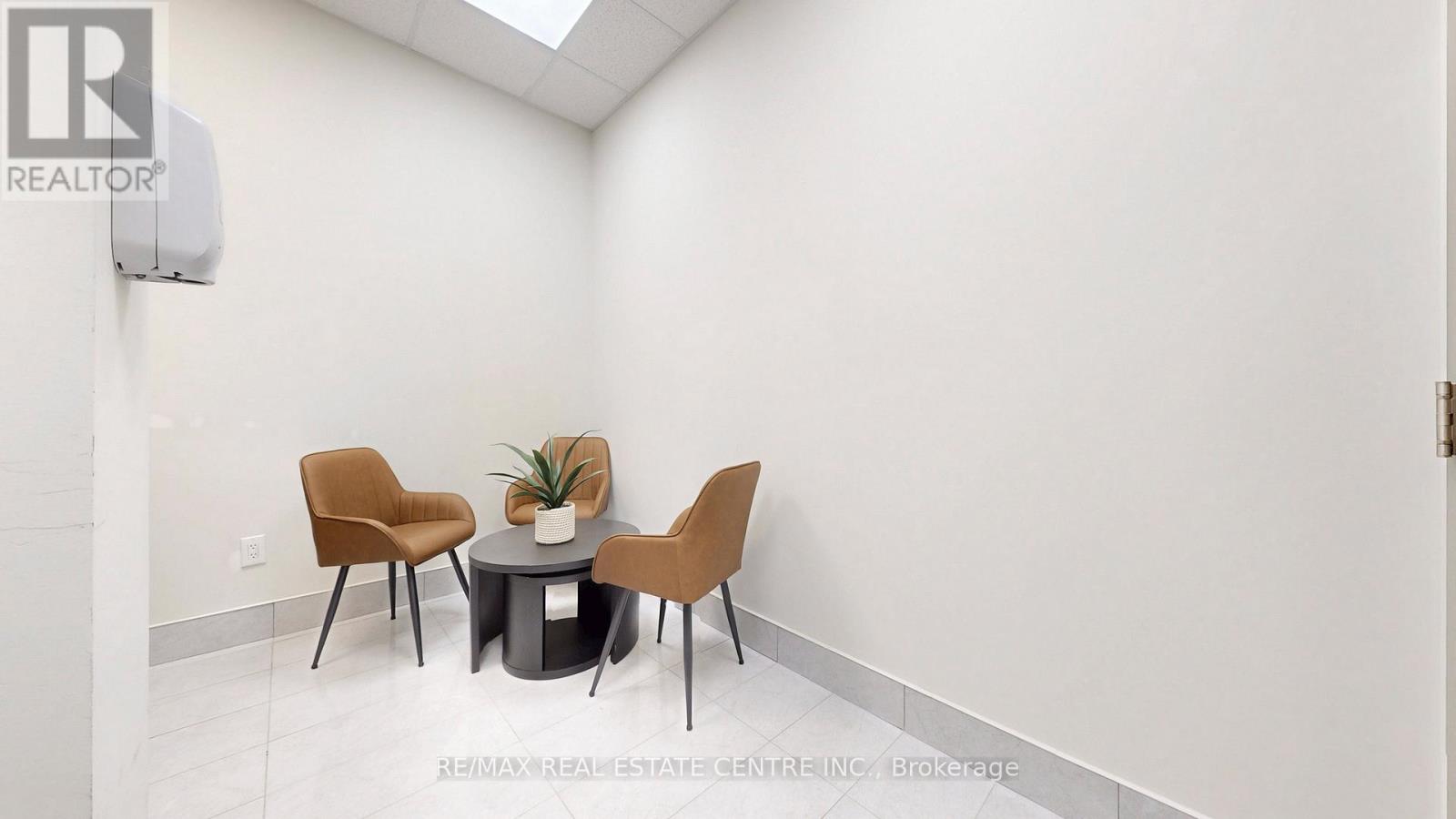 4 - 150 Oak Park Boulevard, Oakville (Ro River Oaks), Ontario  L6H 0E7 - Photo 27 - W12911582