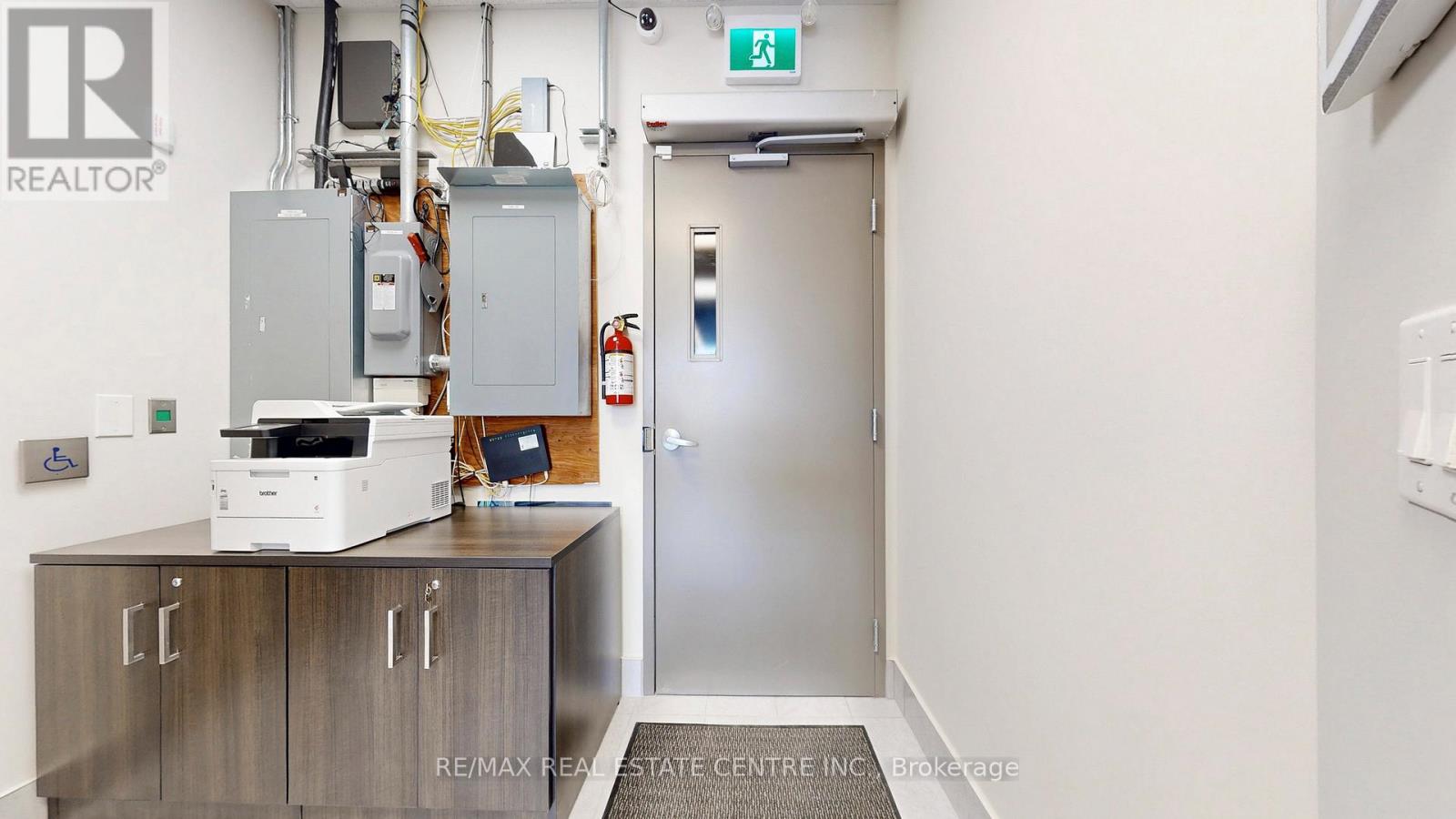 4 - 150 Oak Park Boulevard, Oakville (Ro River Oaks), Ontario  L6H 0E7 - Photo 31 - W12911582