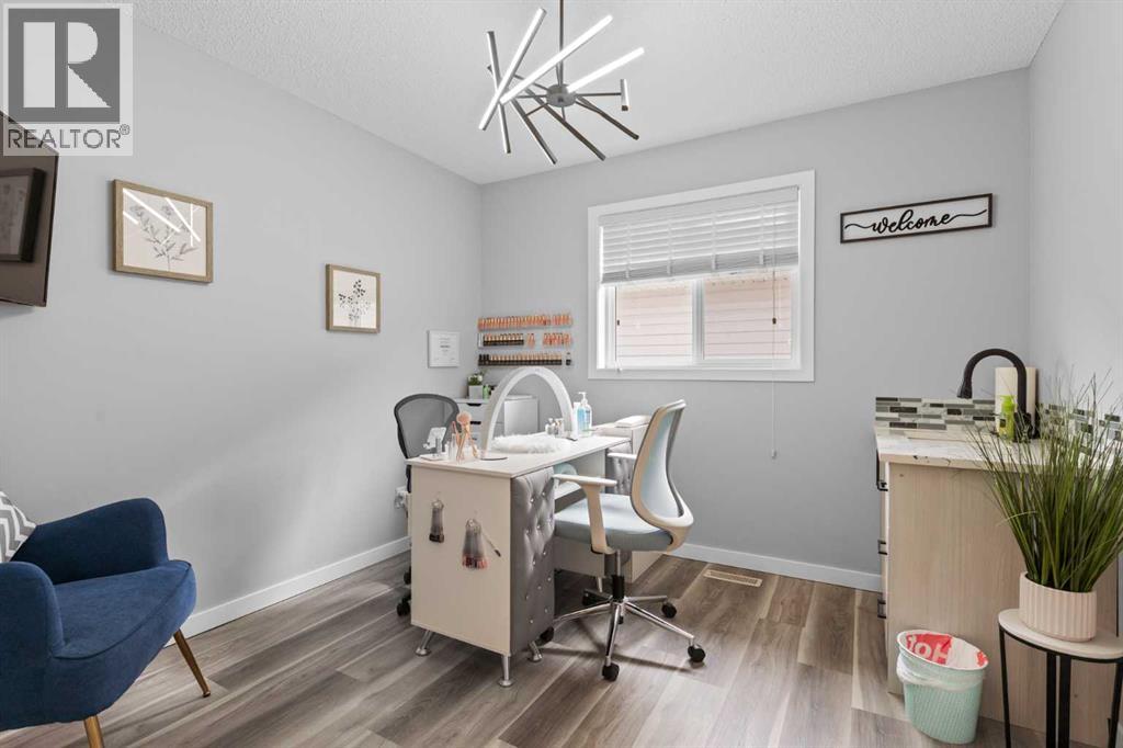 74 Hillcrest Street Sw, Airdrie, Alberta  T4B 0Y7 - Photo 23 - A2283387