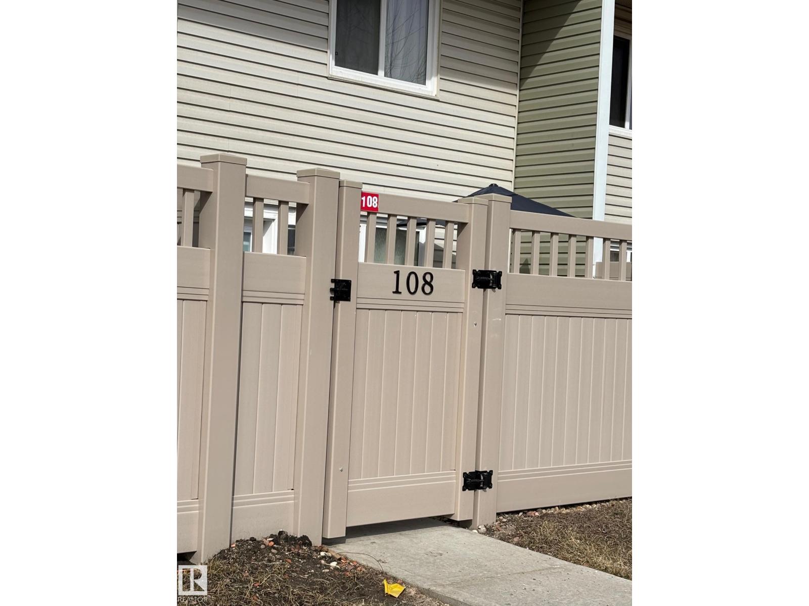 #108 7805 159 St Nw, Edmonton, Alberta  T5R 2E1 - Photo 2 - E4478683