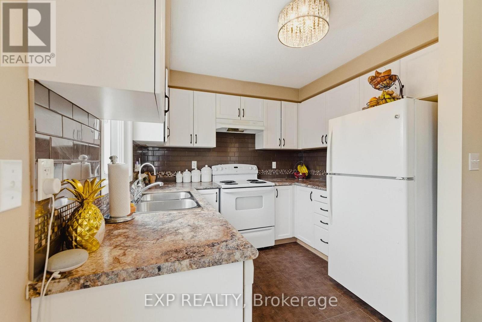 88 - 750 Lawrence Street E, Cambridge, Ontario  N3H 0A9 - Photo 3 - X12911372