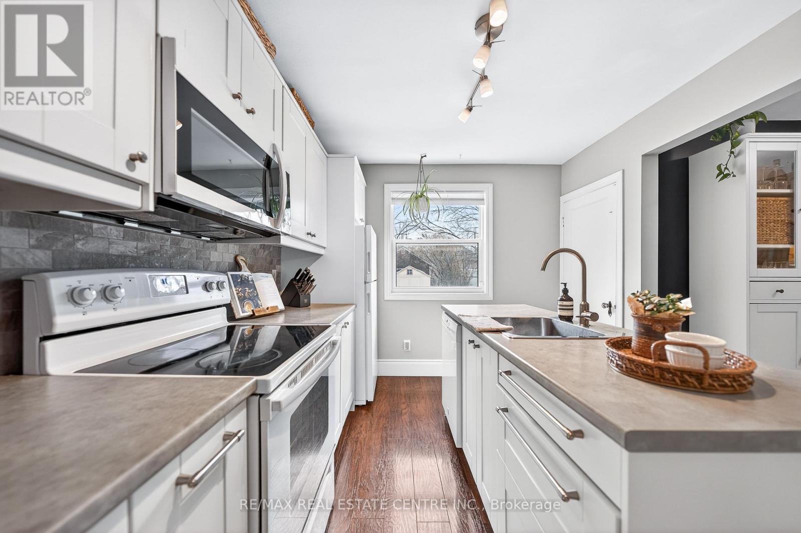 447 Herkimer Street, Hamilton, Ontario  L8P 2J4 - Photo 15 - X12911404