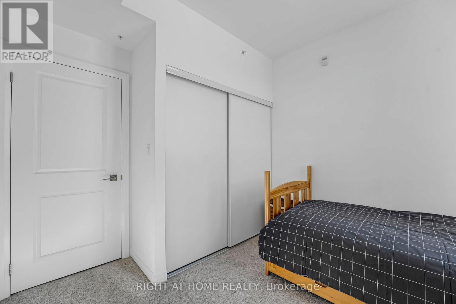 412 - 5 Hamilton Street, Hamilton, Ontario  L8B 2A4 - Photo 17 - X12911442