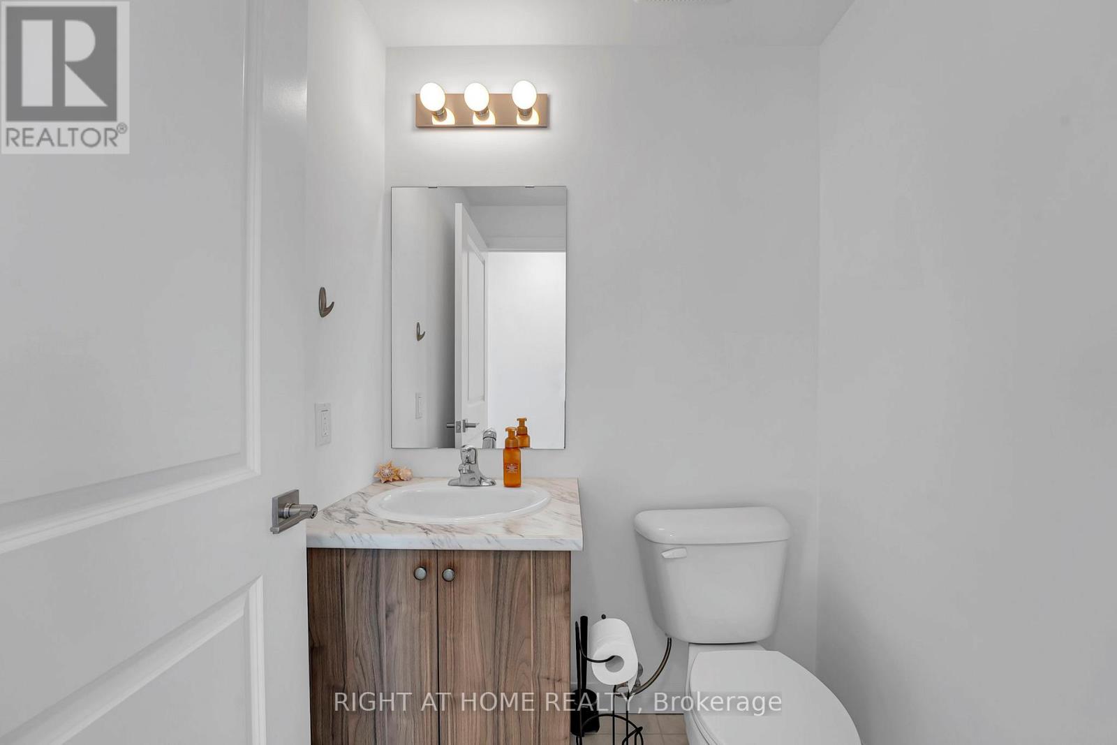 412 - 5 Hamilton Street, Hamilton, Ontario  L8B 2A4 - Photo 22 - X12911442