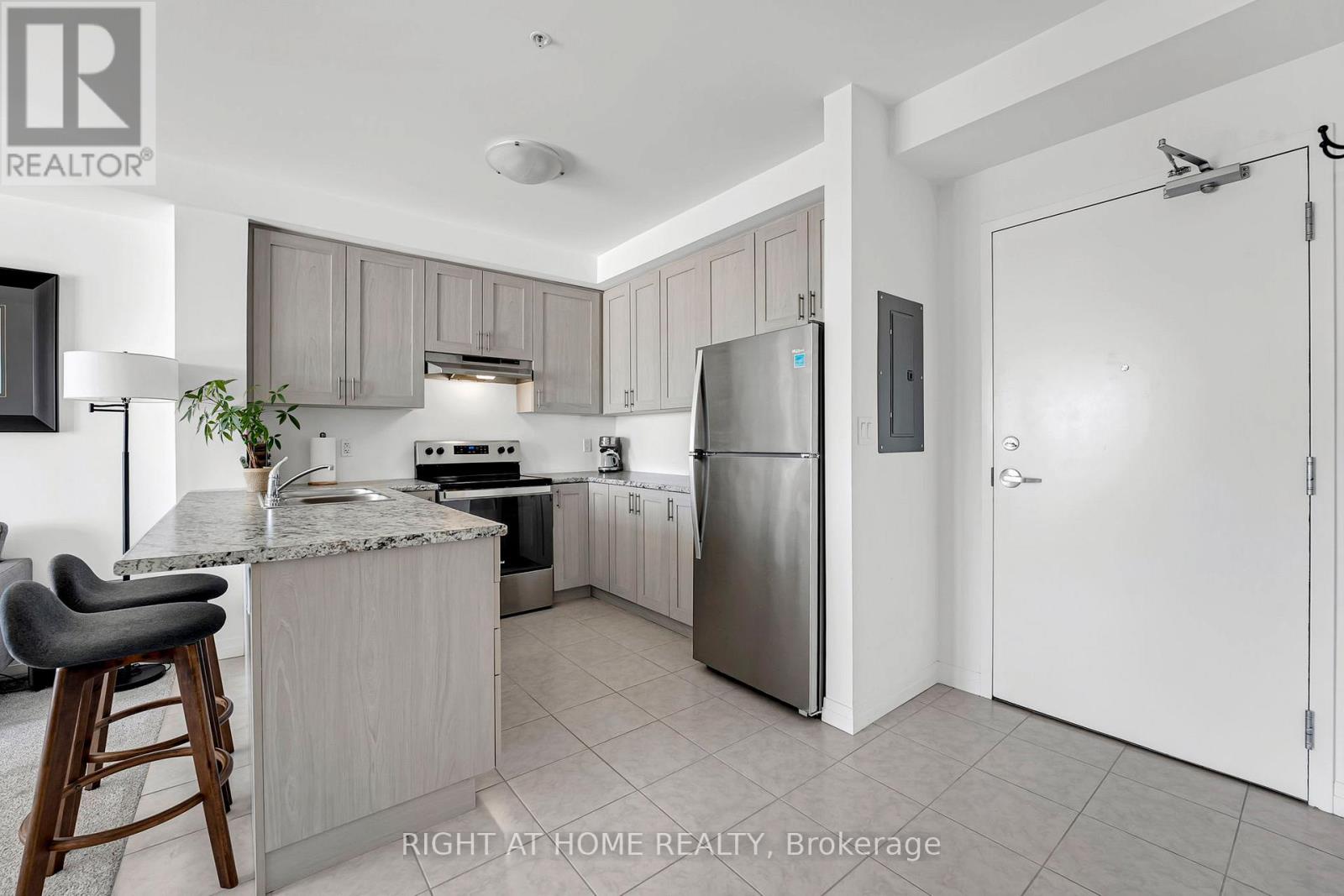 412 - 5 Hamilton Street, Hamilton, Ontario  L8B 2A4 - Photo 9 - X12911442