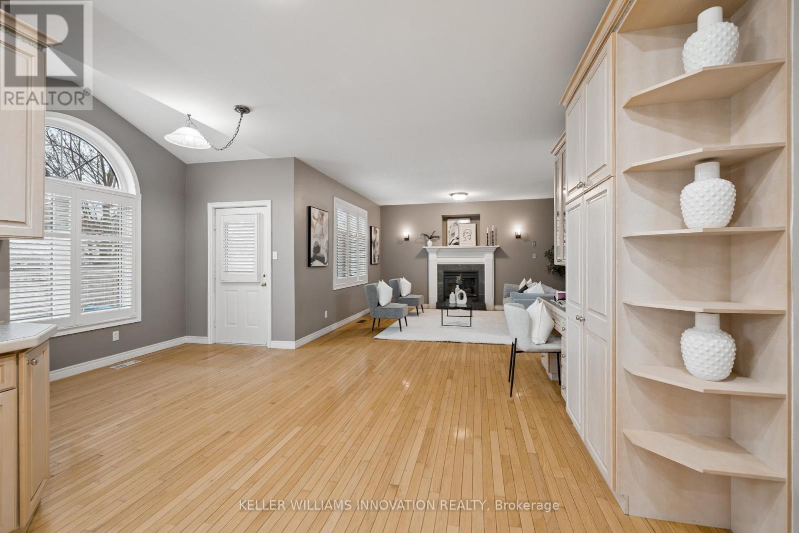 555 Sandbanks Crescent, Waterloo, Ontario  N2V 2K2 - Photo 13 - X12911446