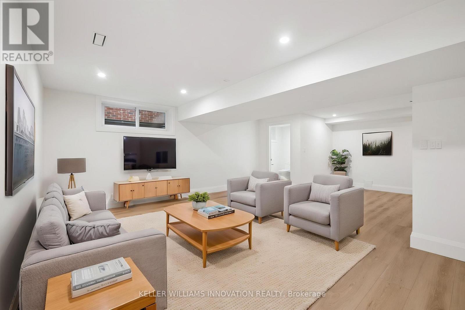 555 Sandbanks Crescent, Waterloo, Ontario  N2V 2K2 - Photo 31 - X12911446