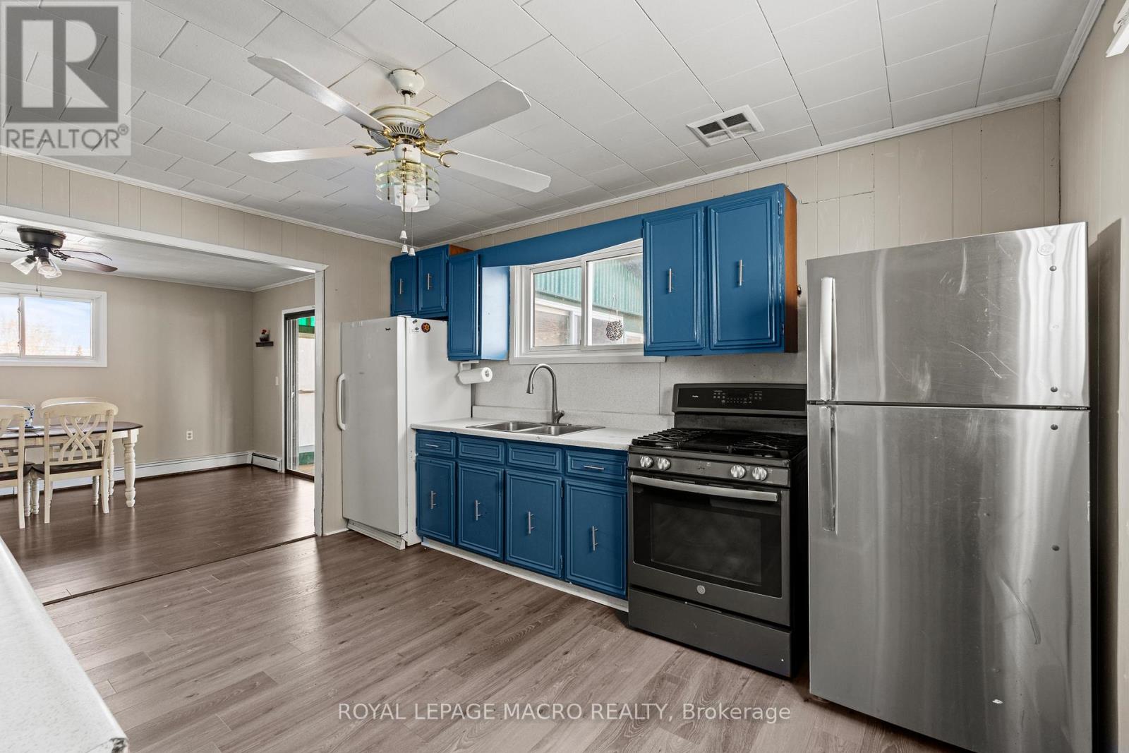 205 Mitchell Street, Port Colborne (East Village), Ontario  L3K 1Y4 - Photo 18 - X12911470