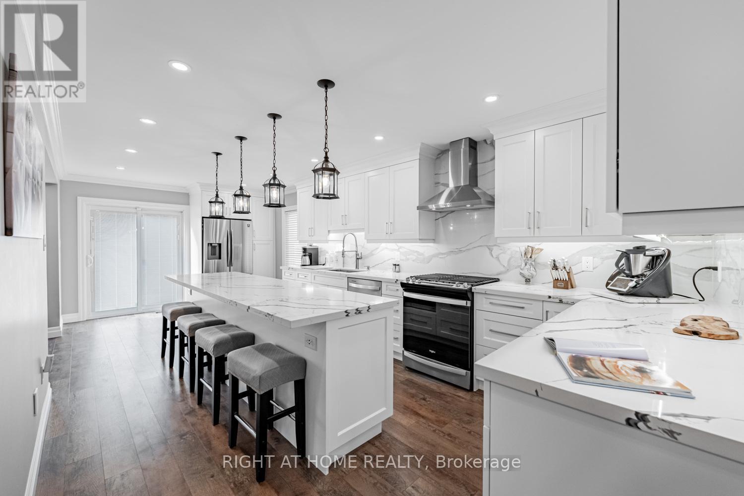 52 Milson Crescent, Guelph, Ontario  N1C 1G7 - Photo 11 - X12911524