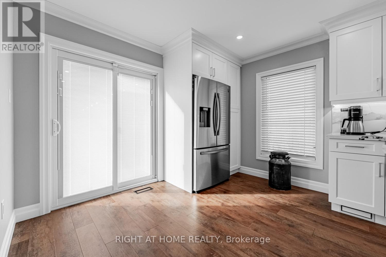 52 Milson Crescent, Guelph, Ontario  N1C 1G7 - Photo 12 - X12911524