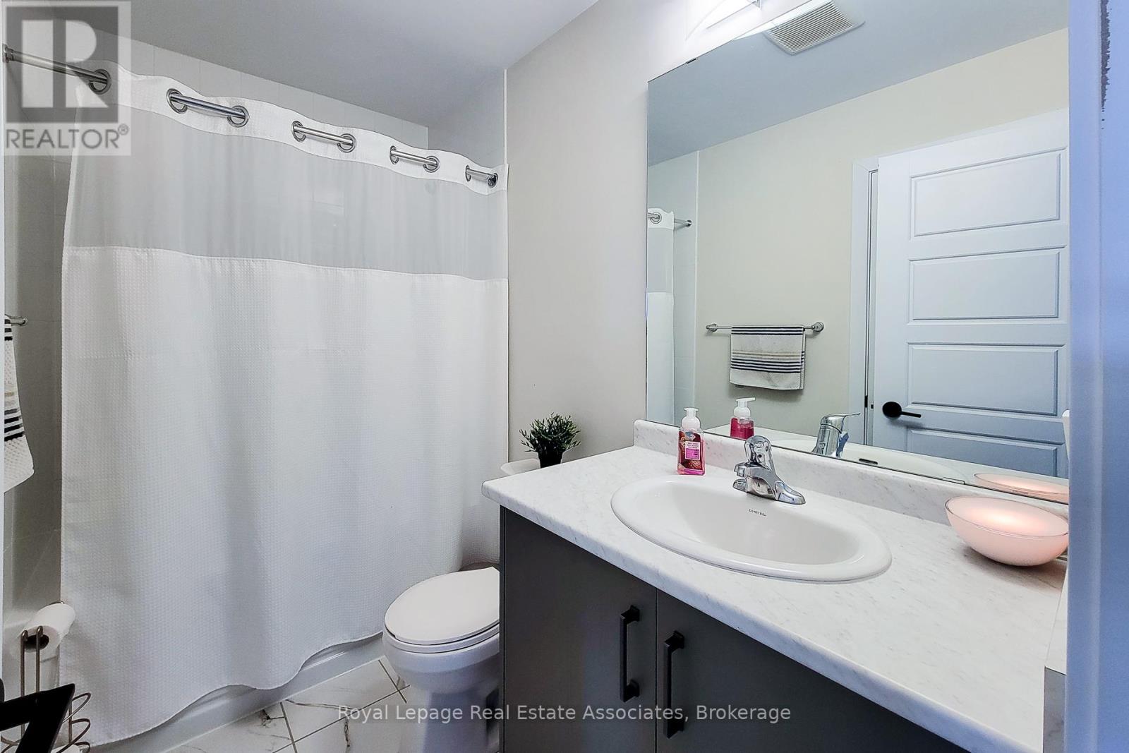 10 Castro Lane, Haldimand, Ontario  N3W 0G9 - Photo 32 - X12911566