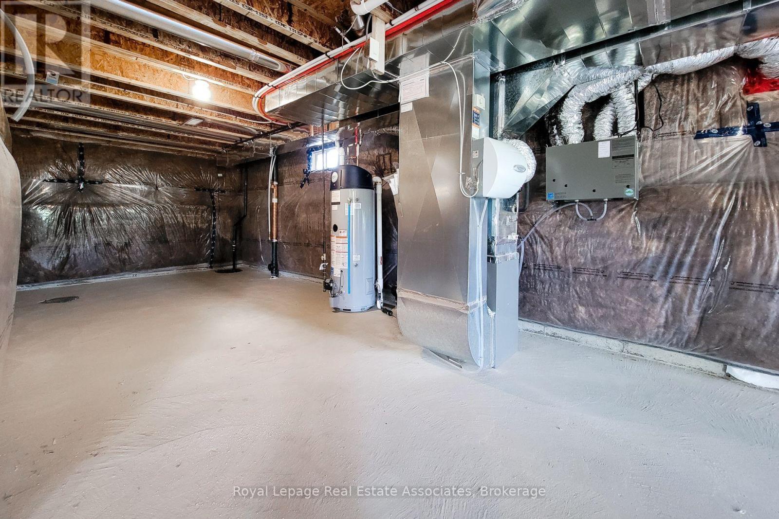 10 Castro Lane, Haldimand, Ontario  N3W 0G9 - Photo 36 - X12911566