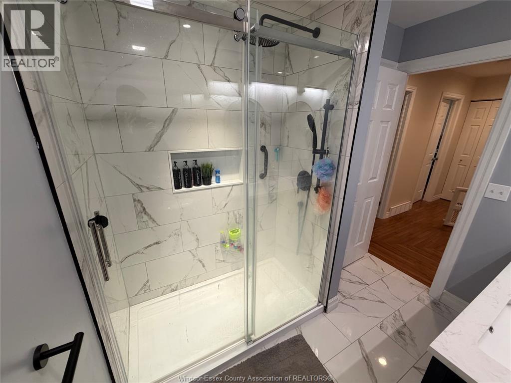 480 Delaware, Lasalle, Ontario  N9J 1S4 - Photo 11 - 26006022