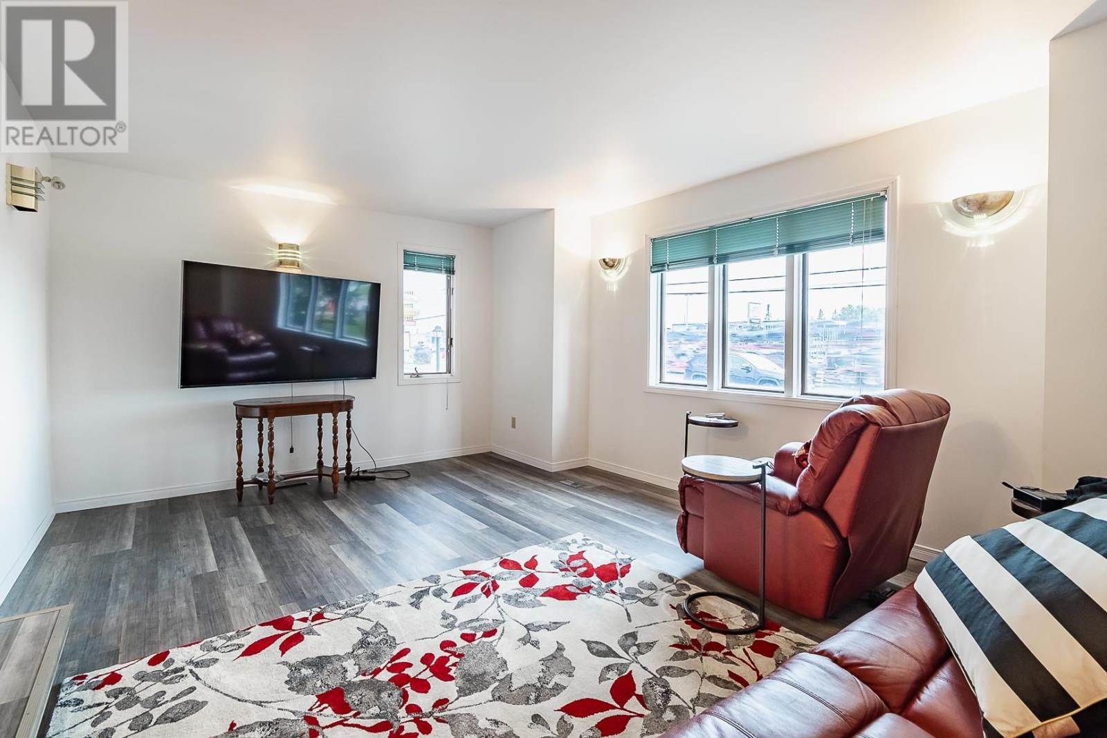 920 Great Northern Rd, Sault Ste. Marie, Ontario  P6B 0B6 - Photo 30 - SM252637