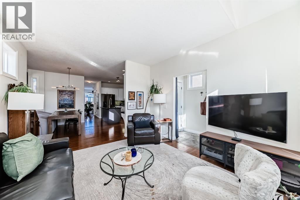 1436 41 Street Sw, Calgary, Alberta  T3C 1X6 - Photo 5 - A2295557