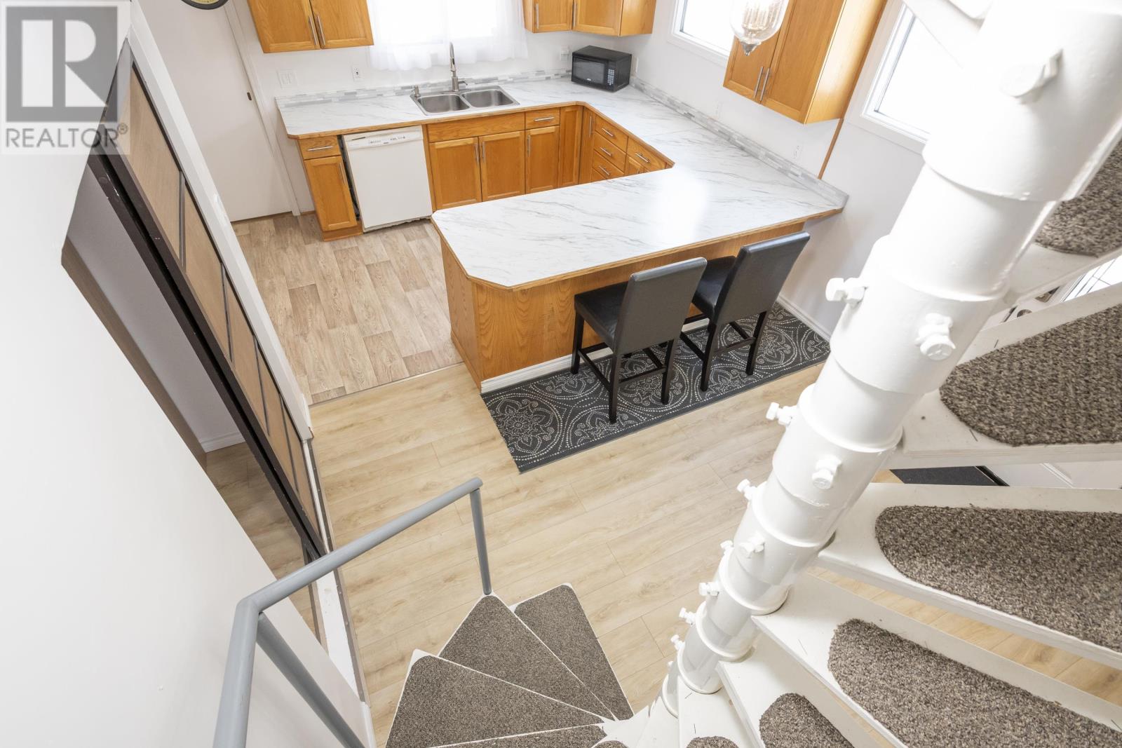 916 Simpson St, Thunder Bay, Ontario  P7C 3K6 - Photo 24 - TB2600504