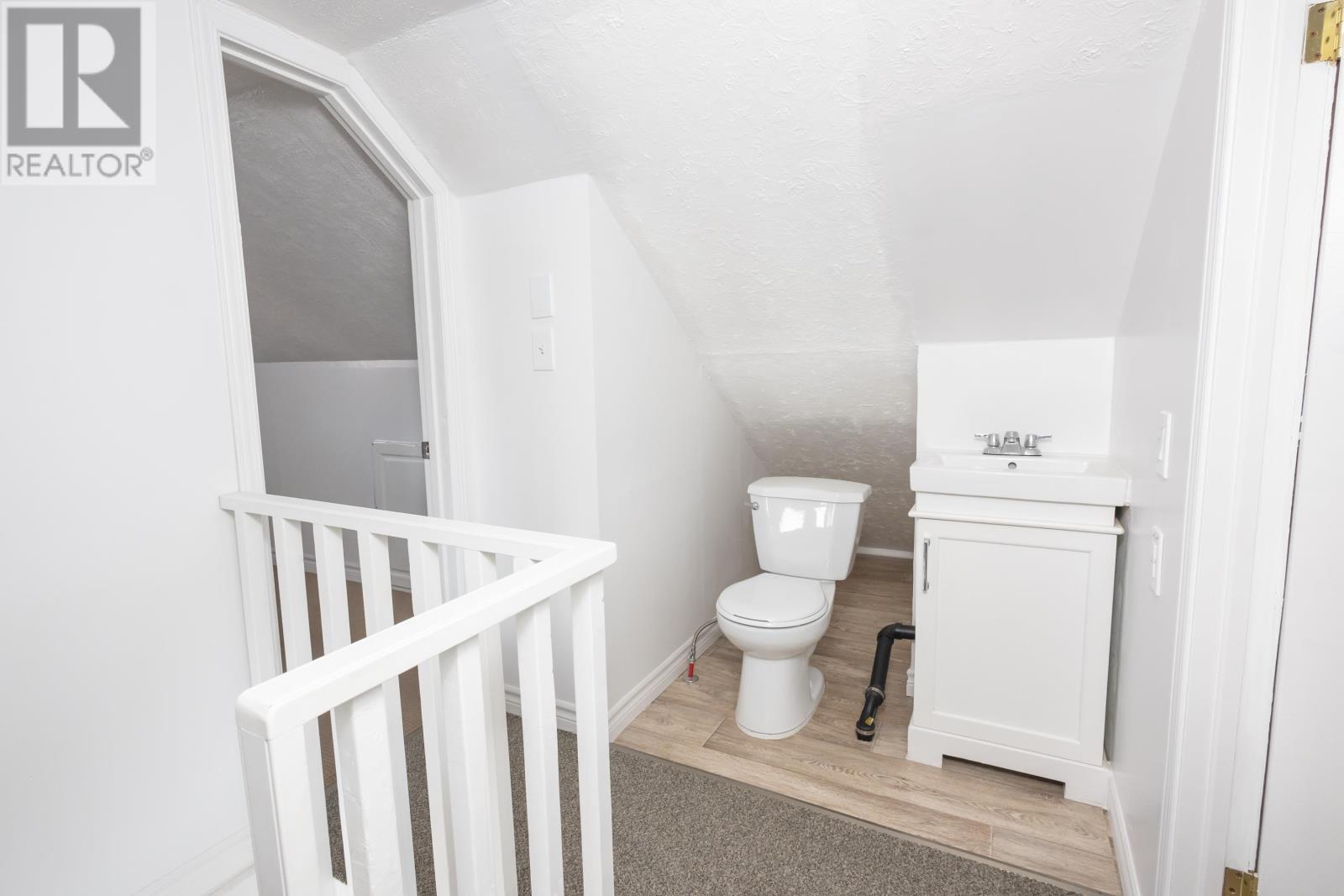 916 Simpson St, Thunder Bay, Ontario  P7C 3K6 - Photo 25 - TB2600504