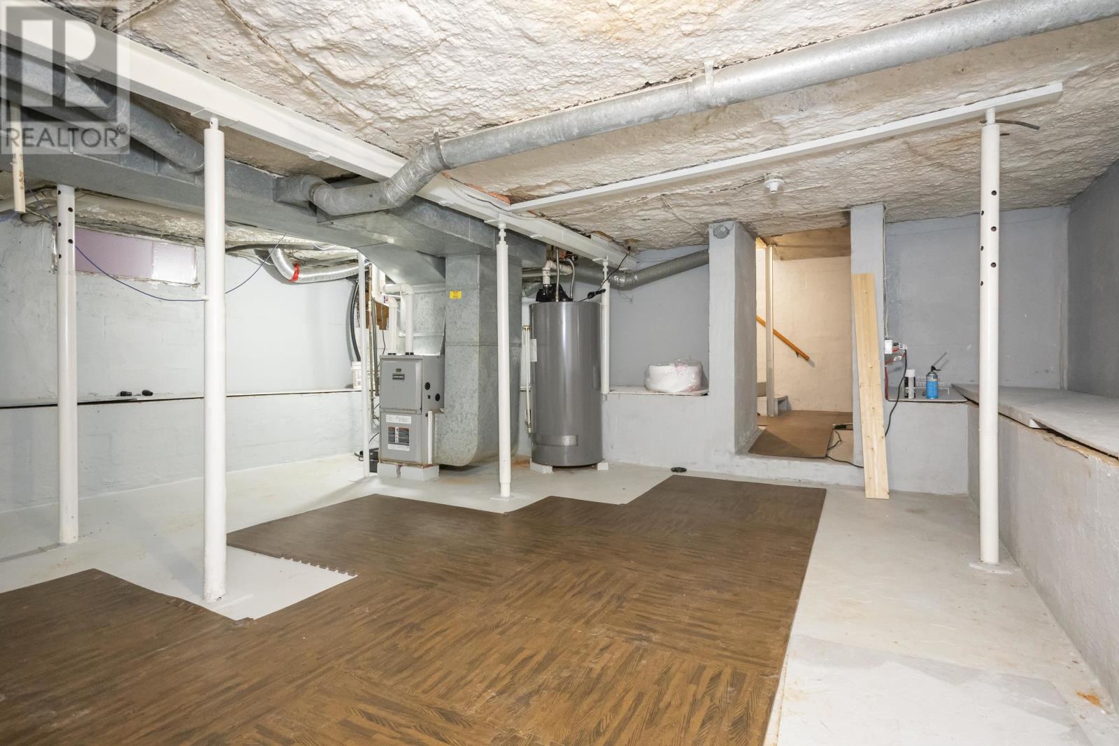 916 Simpson St, Thunder Bay, Ontario  P7C 3K6 - Photo 31 - TB2600504