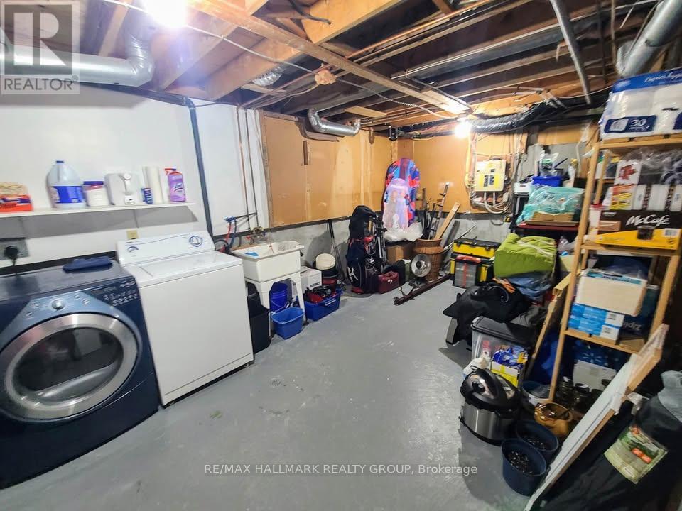 119 Teal Crescent, Ottawa, Ontario  K1E 2C1 - Photo 29 - X12909342