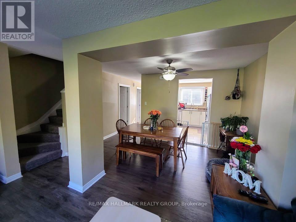 119 Teal Crescent, Ottawa, Ontario  K1E 2C1 - Photo 8 - X12909342