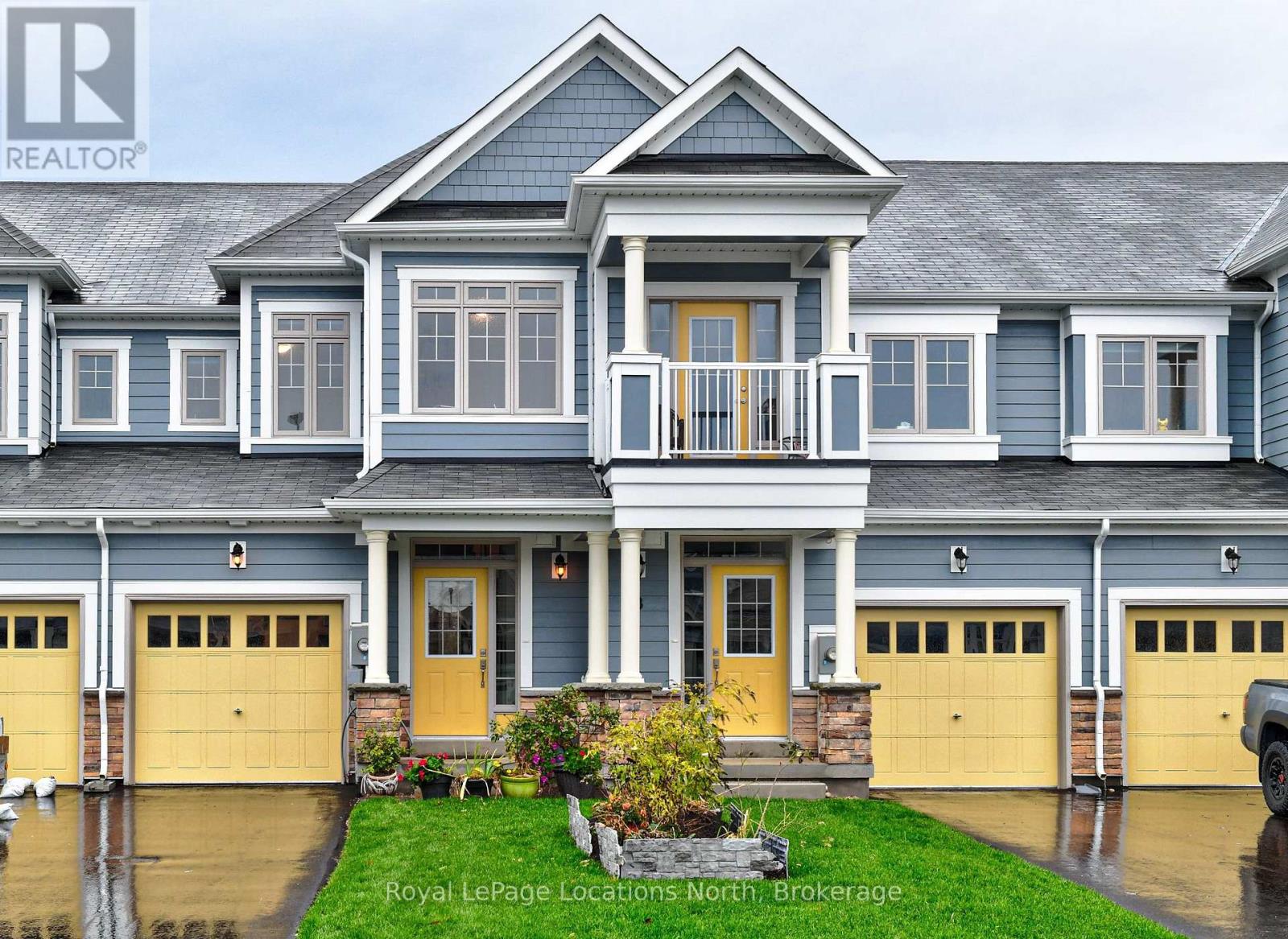 10 Little River Crossing, Wasaga Beach, Ontario L9Z 0J8 - Photo 1 - S12911666