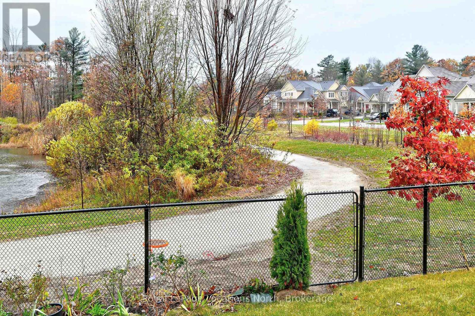 10 Little River Crossing, Wasaga Beach, Ontario L9Z 0J8 - Photo 29 - S12911666