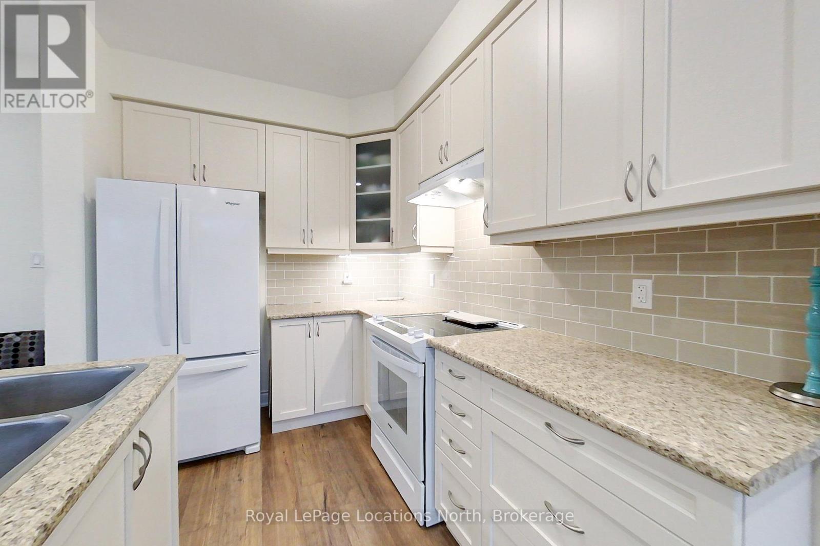 10 Little River Crossing, Wasaga Beach, Ontario L9Z 0J8 - Photo 8 - S12911666