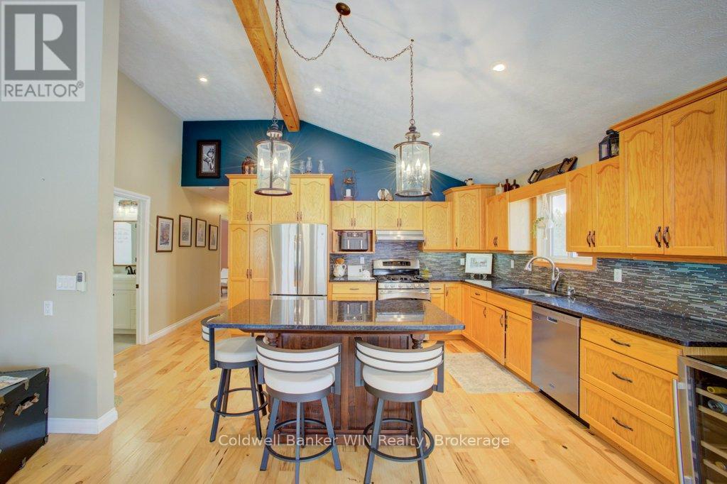 314539 6 Highway, West Grey, Ontario  N0G 1R0 - Photo 15 - X12911712