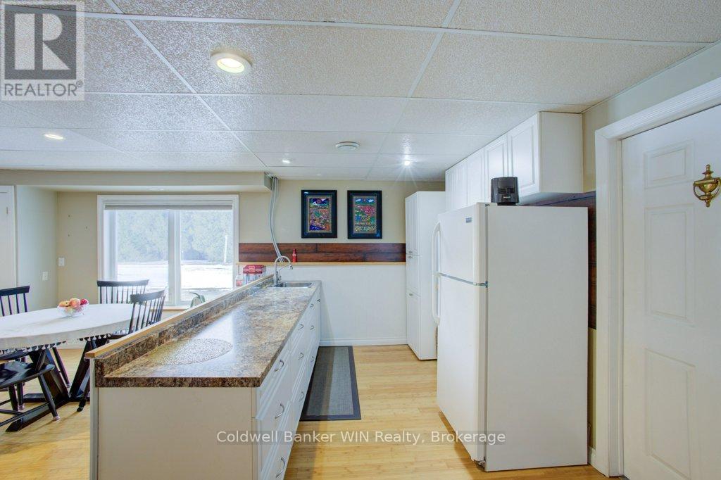 314539 6 Highway, West Grey, Ontario  N0G 1R0 - Photo 30 - X12911712