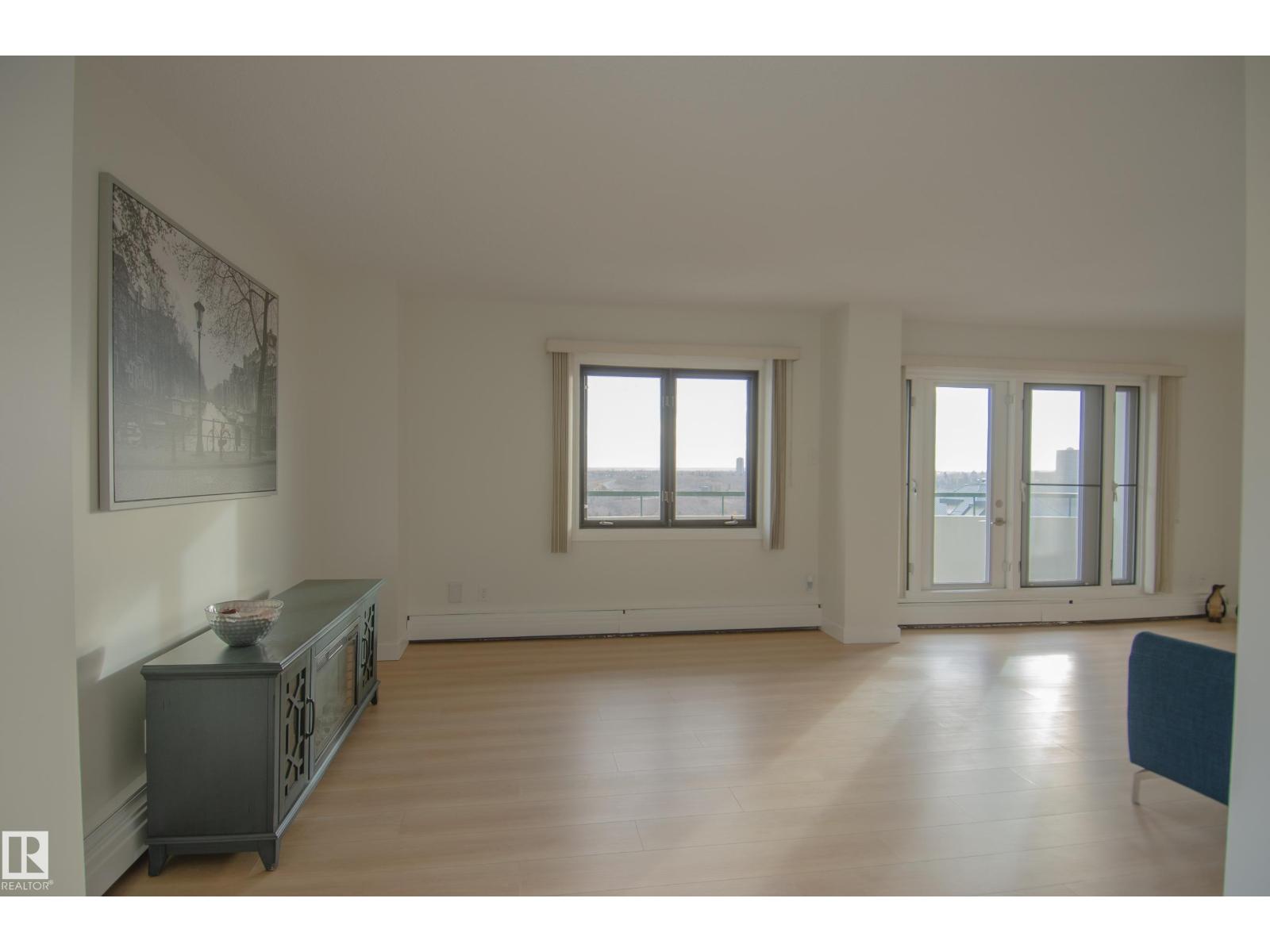 9725 106 St Nw, Edmonton, Alberta  T5K 1B5 - Photo 9 - E4478729