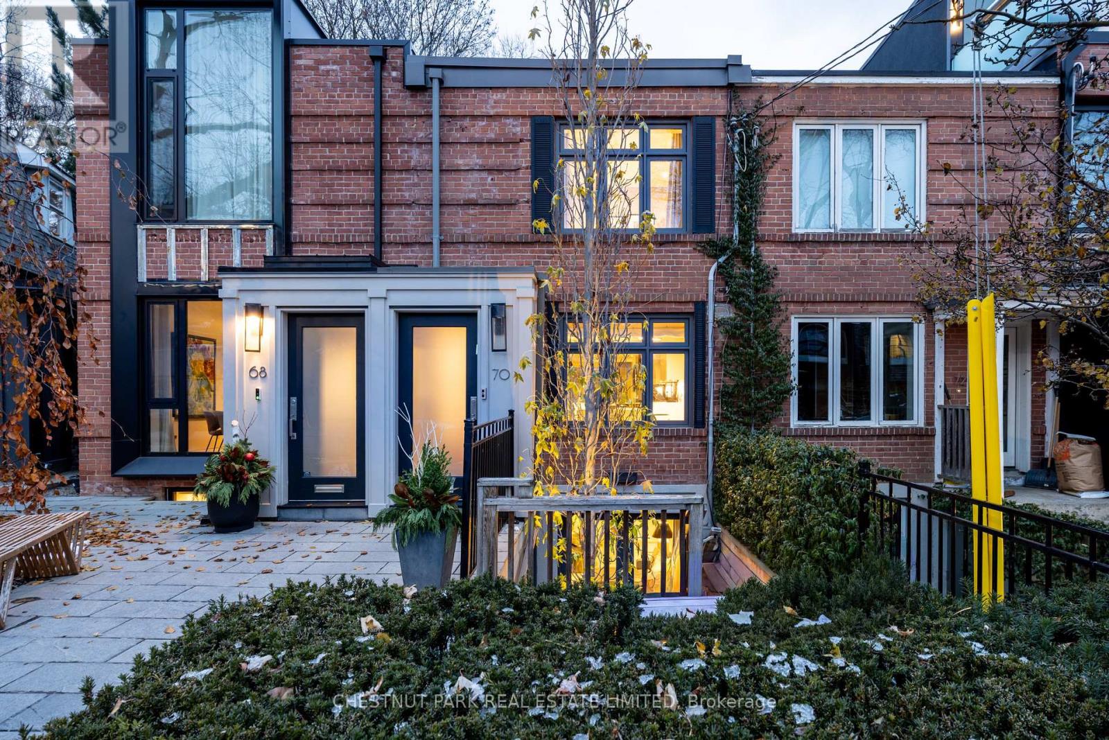 70 Summerhill Gardens, Toronto (Rosedale-Moore Park), Ontario  M4T 1B4 - Photo 2 - C12911702