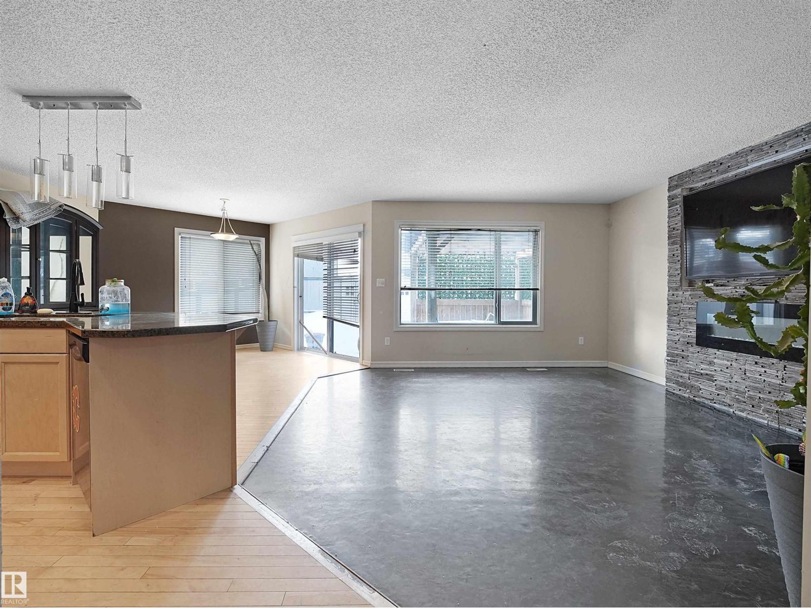 6007 5 Av Sw, Edmonton, Alberta  T6X 0E8 - Photo 12 - E4461732