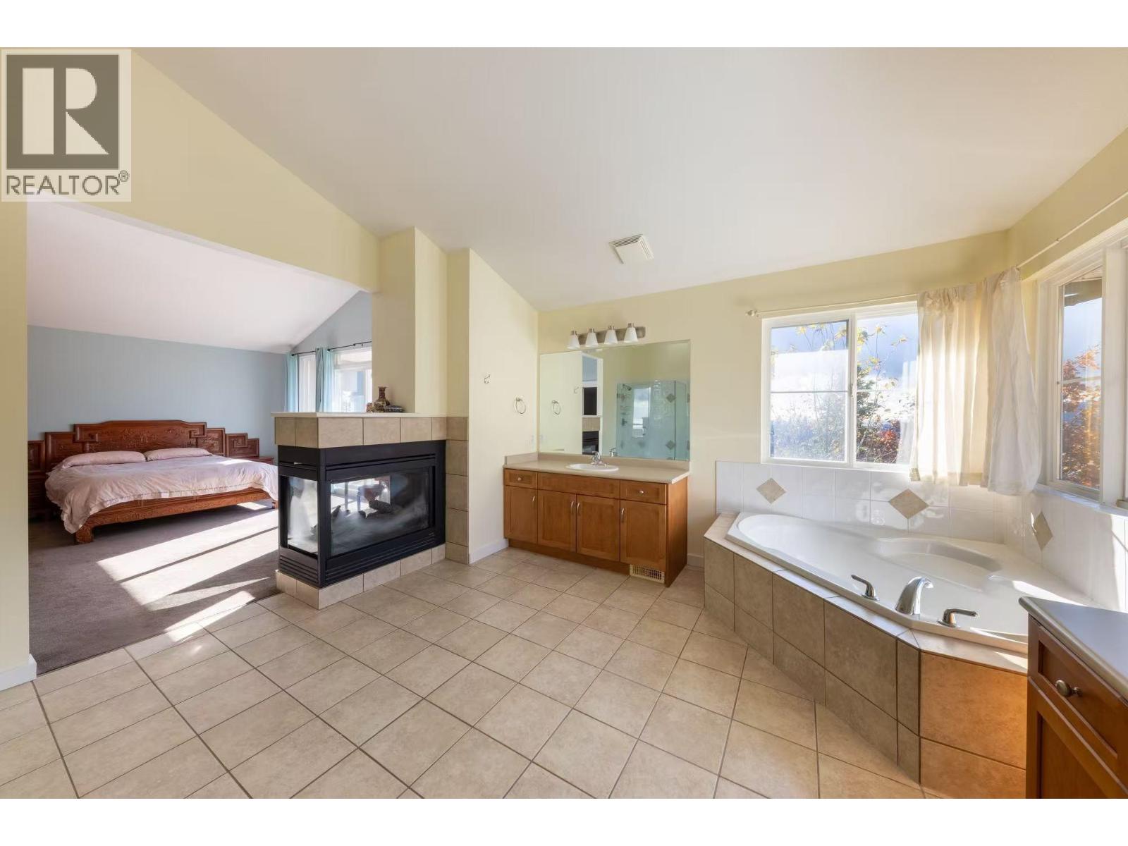 23 Fernway Drive, Port Moody, British Columbia  V3H 5H7 - Photo 18 - R3100682