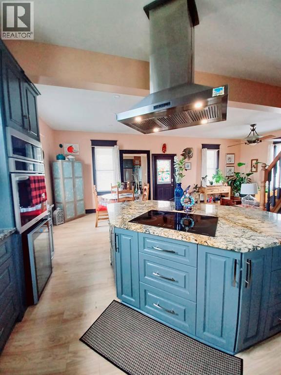 9185 Ipperwash Road, Lambton Shores, Ontario  N0N 1J3 - Photo 12 - 26005879