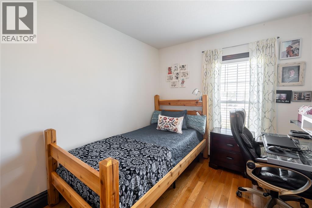 9185 Ipperwash Road, Lambton Shores, Ontario  N0N 1J3 - Photo 25 - 26005879