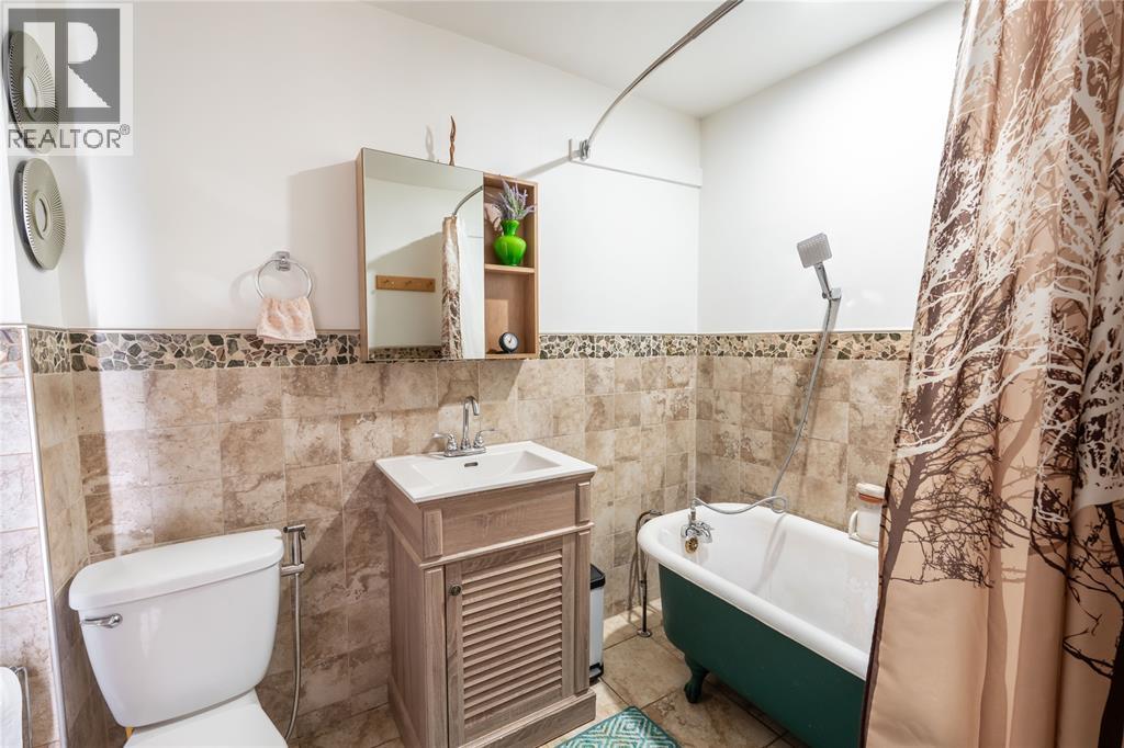 9185 Ipperwash Road, Lambton Shores, Ontario  N0N 1J3 - Photo 28 - 26005879