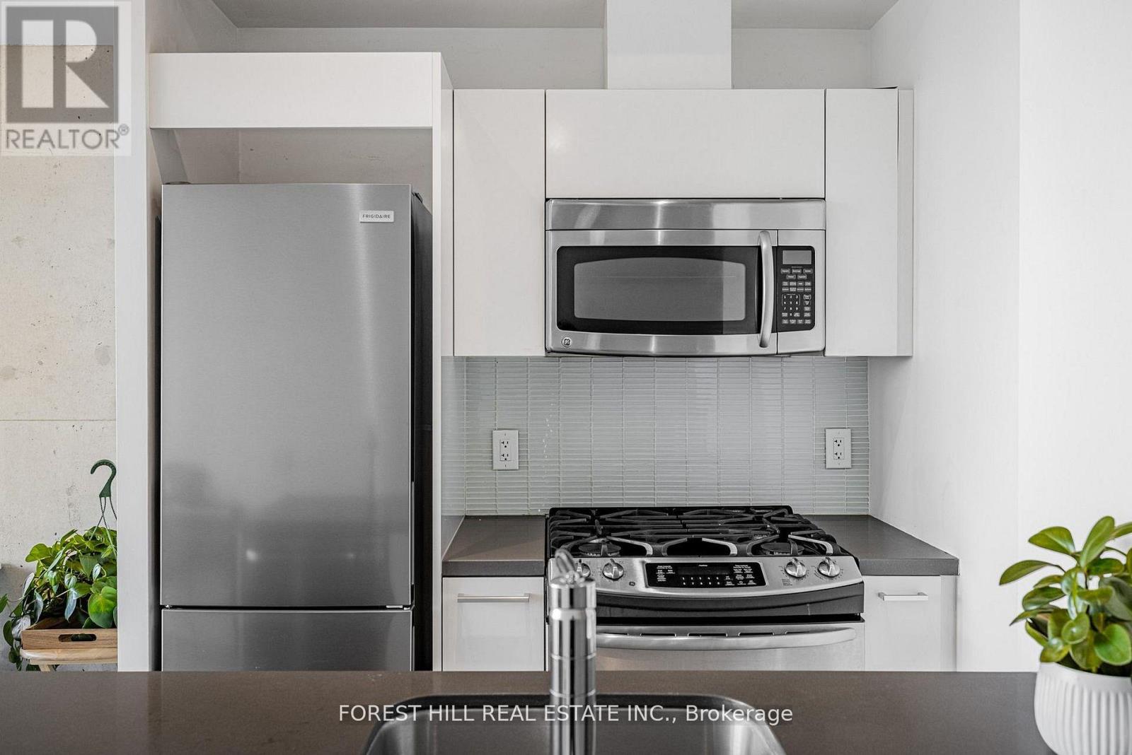 607 - 319 Carlaw Avenue, Toronto (South Riverdale), Ontario  M4M 0A4 - Photo 3 - E12911634