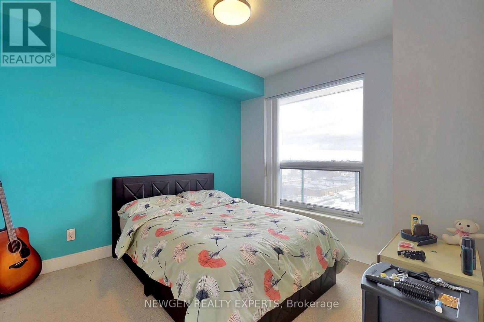 1015 - 135 Village Green Square, Toronto (Agincourt South-Malvern West), Ontario  M1S 0L1 - Photo 2 - E12911668
