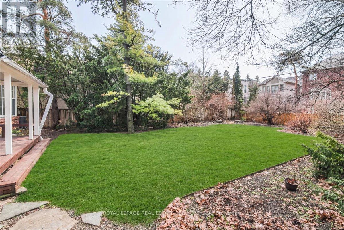 66 Mason Boulevard, Toronto, Ontario  M5M 3C8 - Photo 27 - C12909934