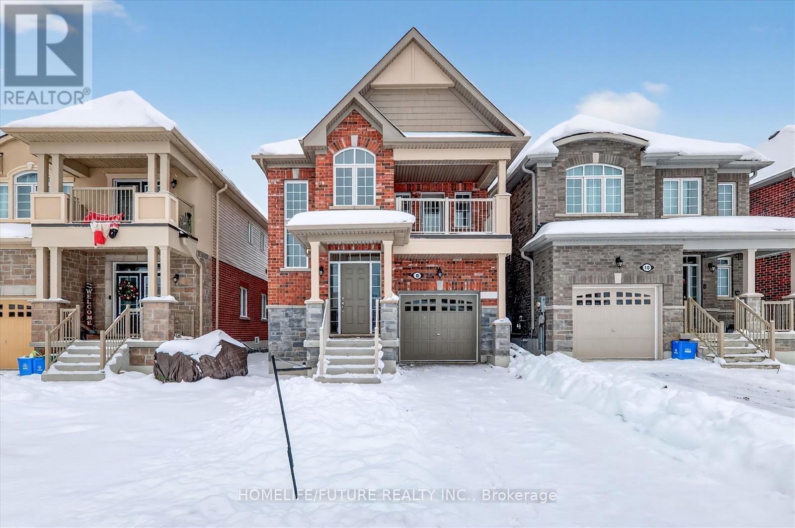 8 GRIEVE STREET, Georgina, Ontario