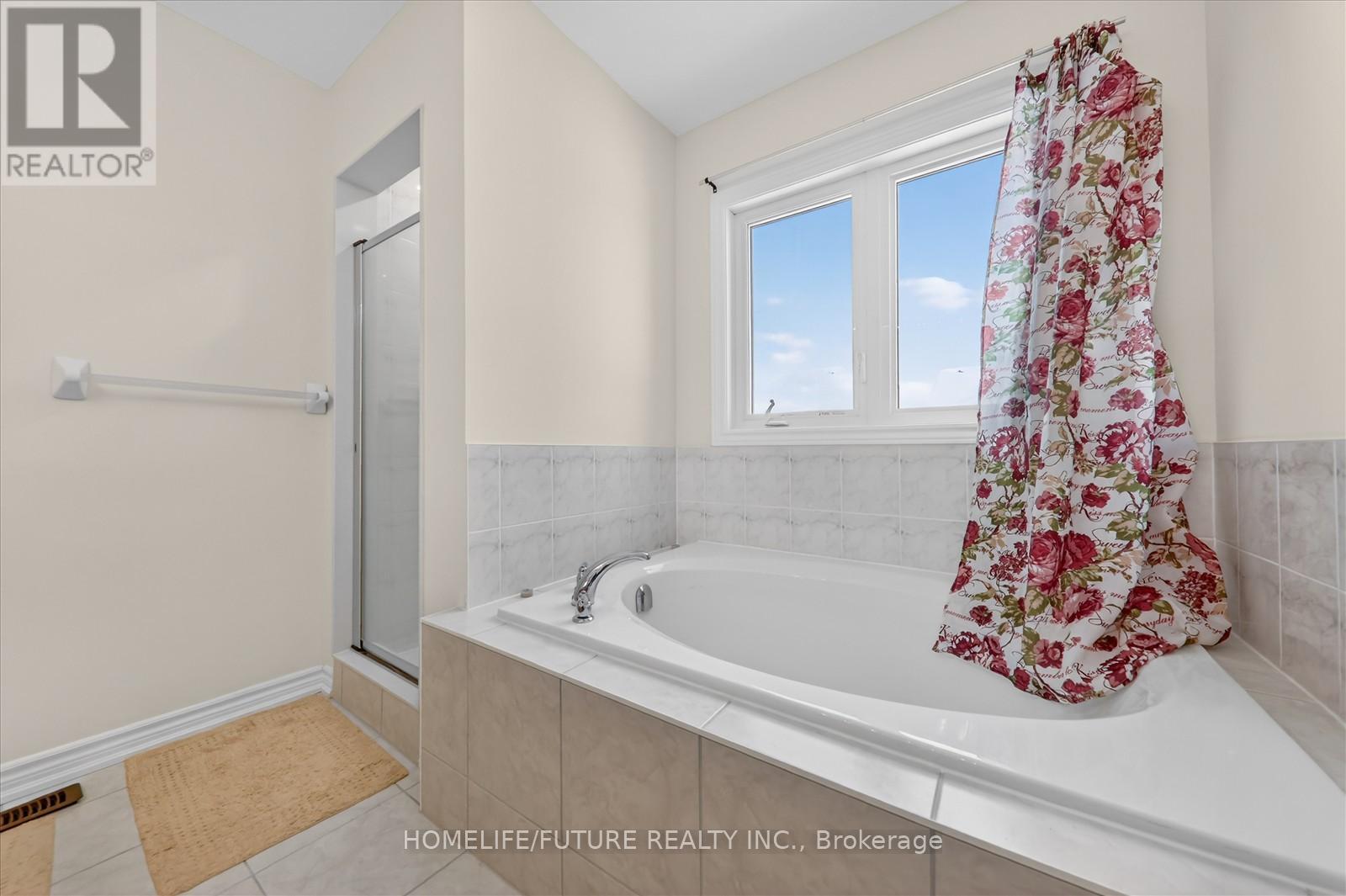 8 Grieve Street, Georgina (Sutton & Jackson's Point), Ontario  L0E 1R0 - Photo 23 - N12911674