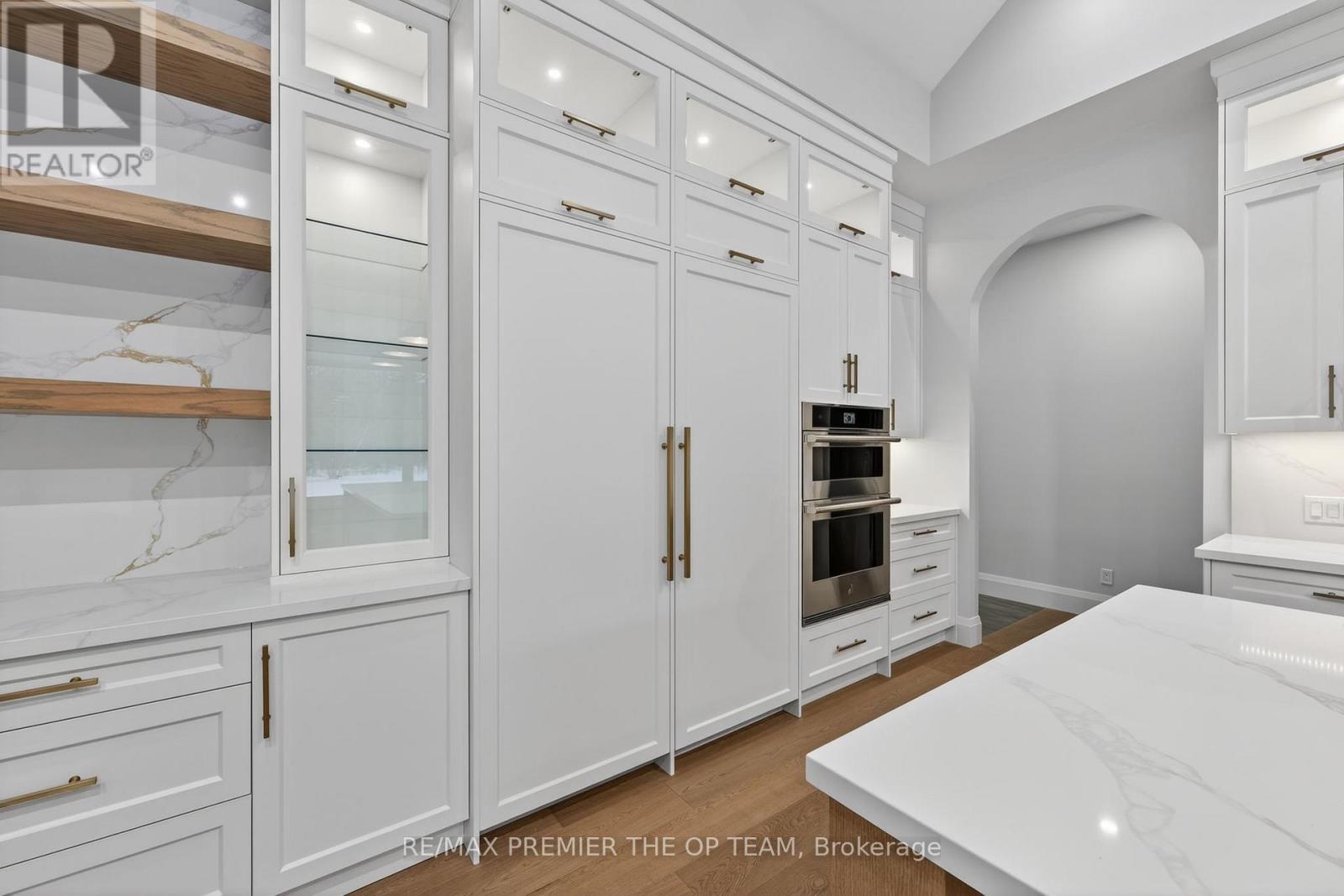 60 Marni Lane, Springwater, Ontario  L0L 2K0 - Photo 13 - S12911694