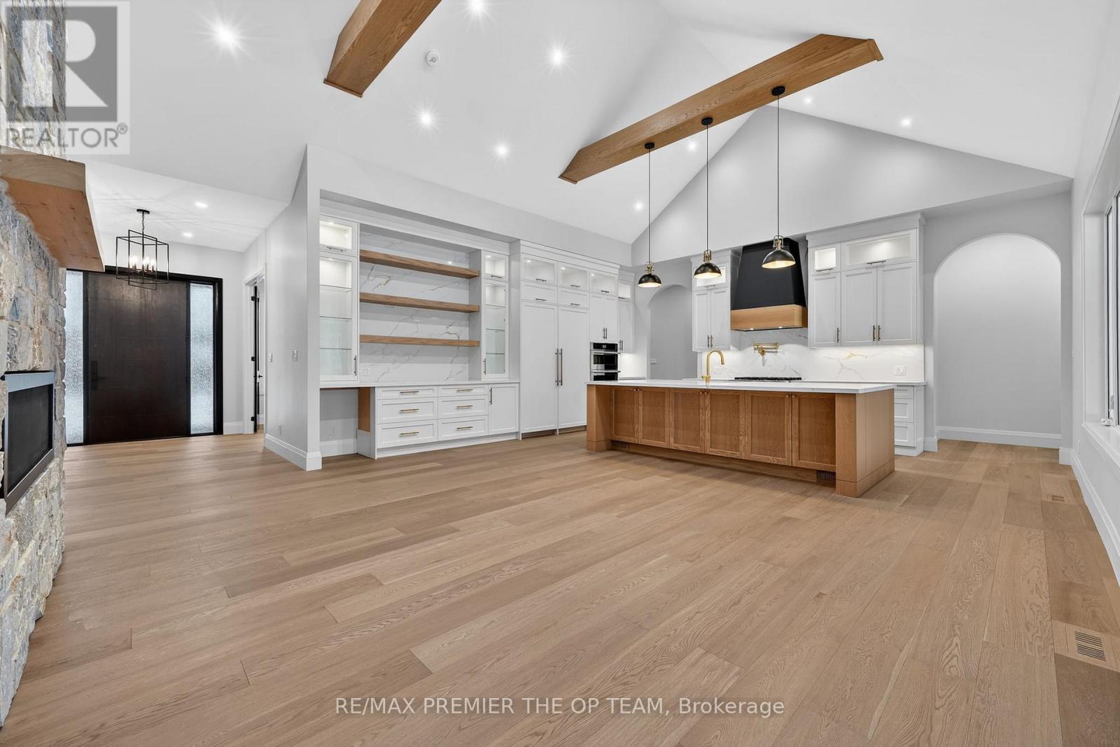 60 Marni Lane, Springwater, Ontario  L0L 2K0 - Photo 19 - S12911694