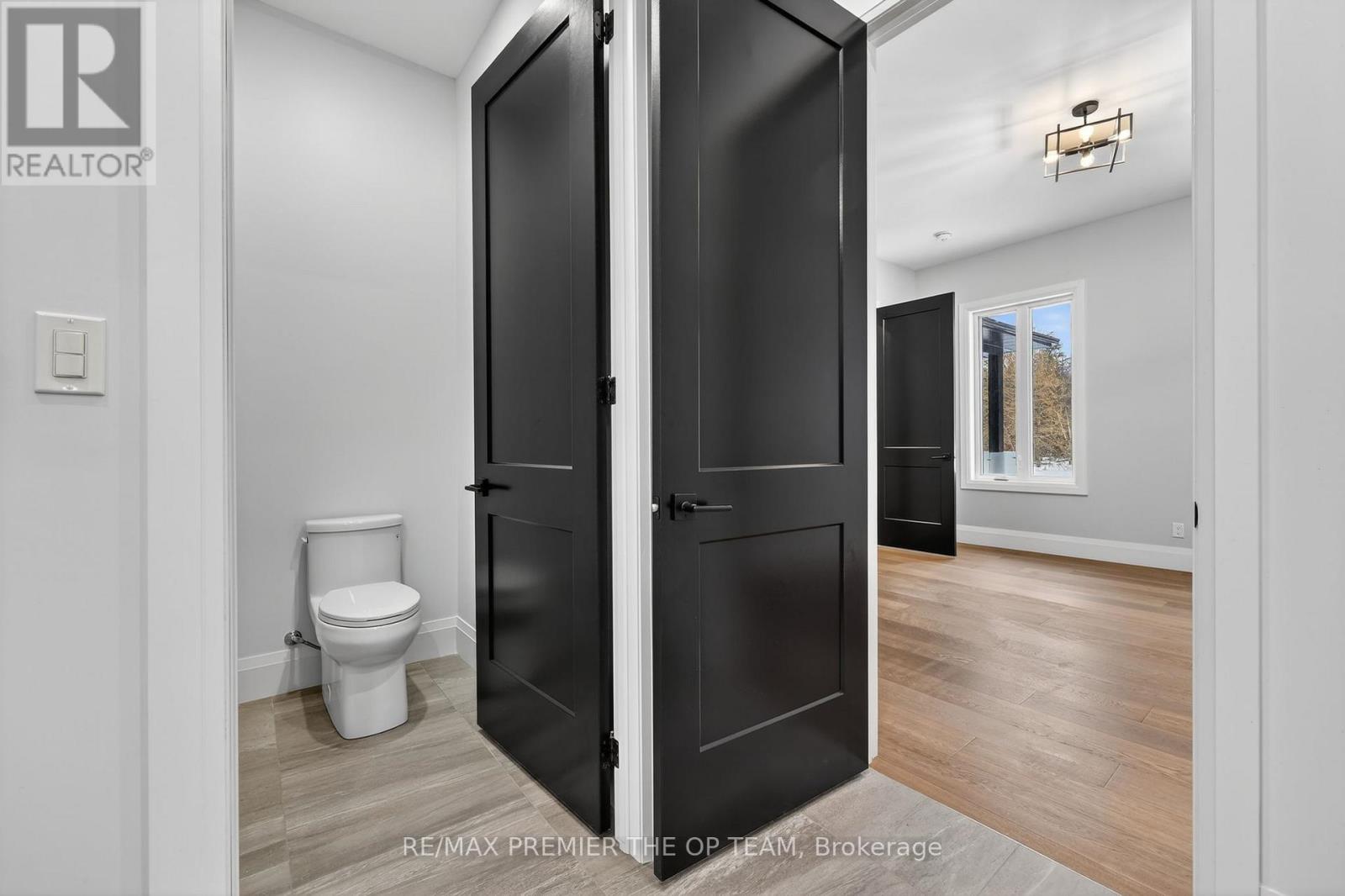 60 Marni Lane, Springwater, Ontario  L0L 2K0 - Photo 41 - S12911694