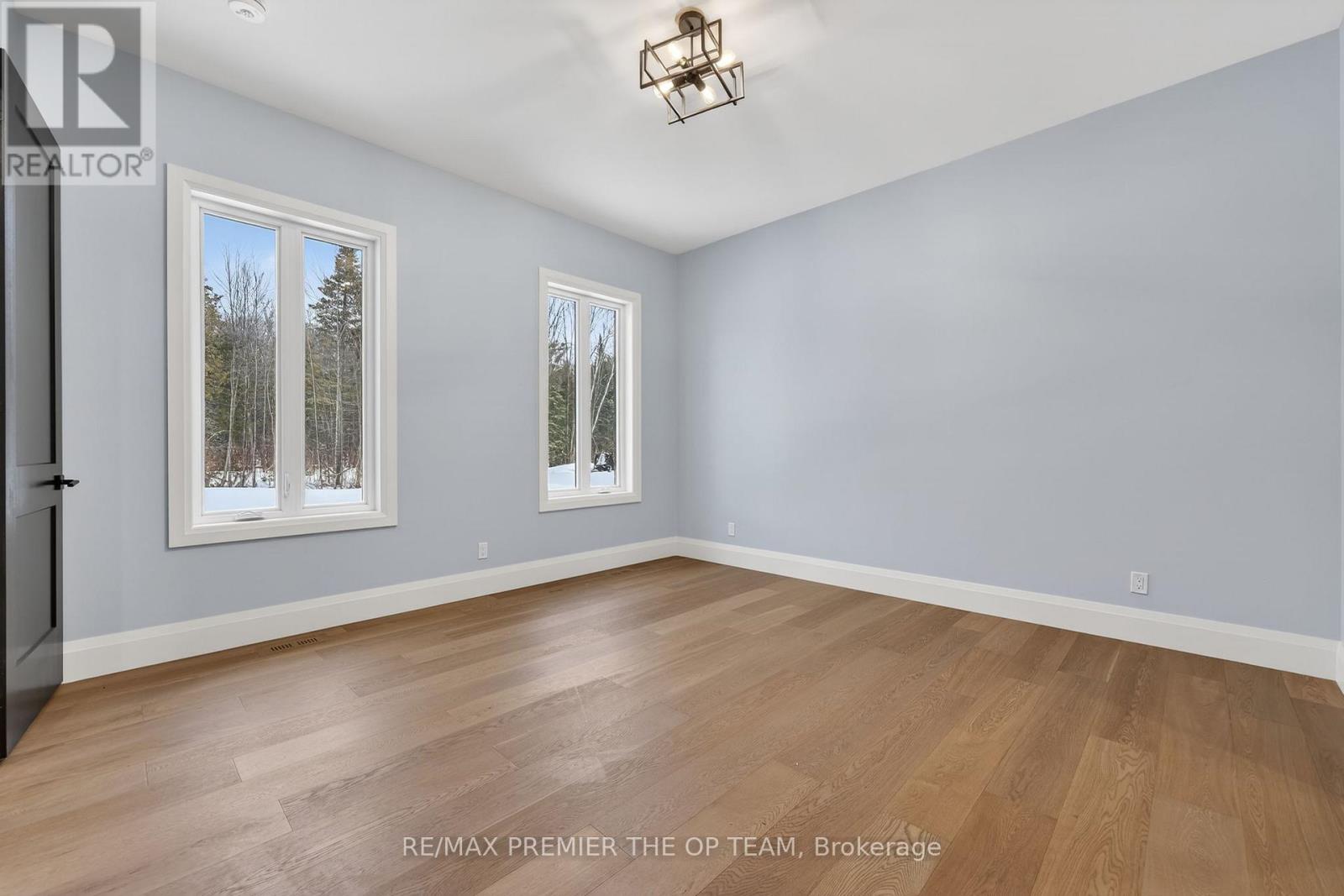 60 Marni Lane, Springwater, Ontario  L0L 2K0 - Photo 43 - S12911694