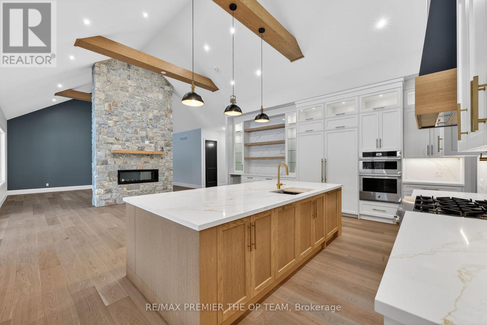 60 Marni Lane, Springwater, Ontario  L0L 2K0 - Photo 9 - S12911694