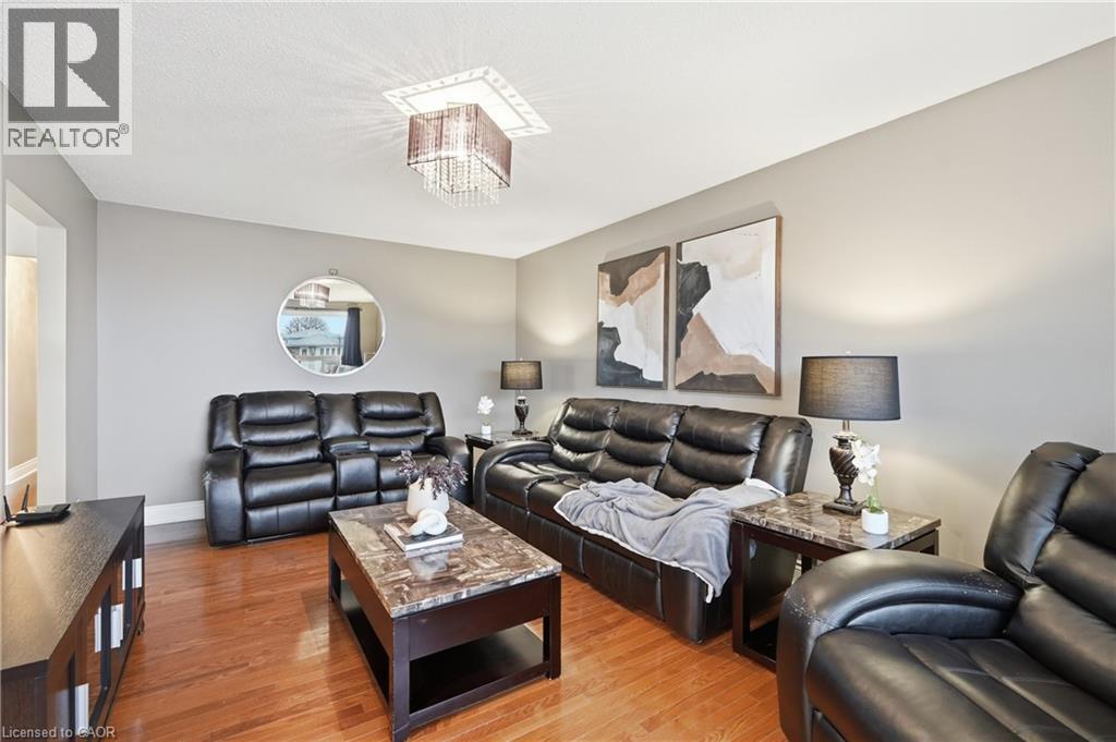 21 Odessa Street, Stoney Creek, Ontario  L8J 1A3 - Photo 2 - 40814250