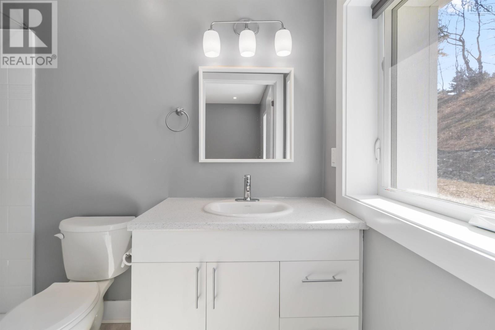 201 3-25 Treehouse Lane, Bridgewater, Nova Scotia  B4V 9H9 - Photo 8 - 202500937