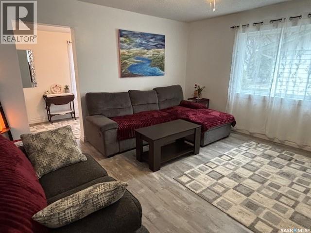 224 3rd Avenue W, Canora, Saskatchewan  S0A 0L0 - Photo 9 - SK022042